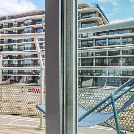 Prachtige In Met Verwarmd Zwembad Lägenhet *