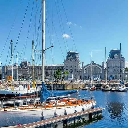 Prachtige In Met Verwarmd Zwembad Apartment