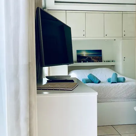 Apartment Prachtige In Met Verwarmd Zwembad *