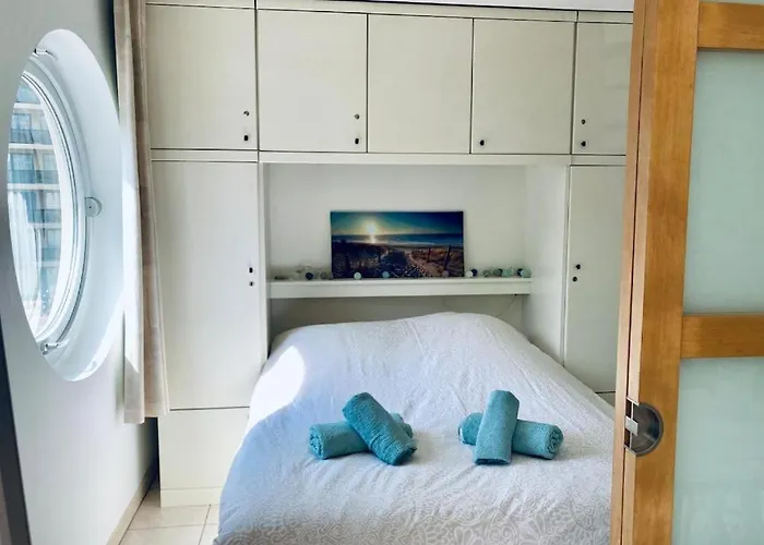 Prachtige In Met Verwarmd Zwembad * Οστένδη