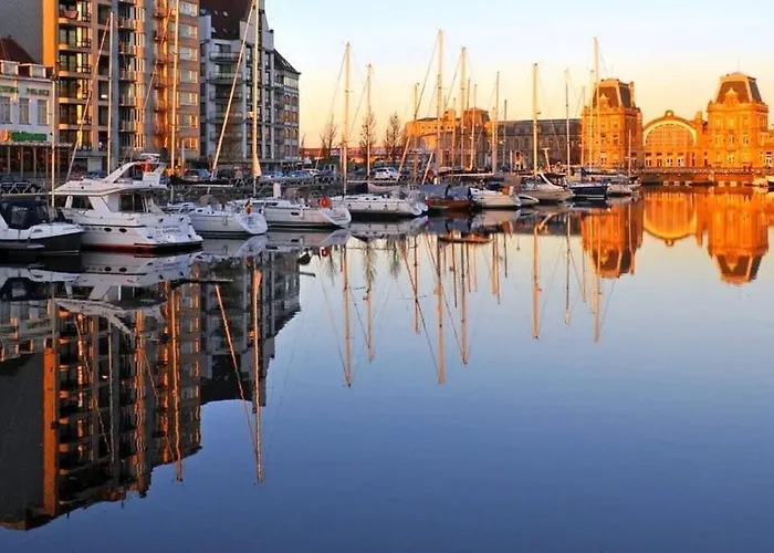 Prachtige In Met Verwarmd Zwembad *